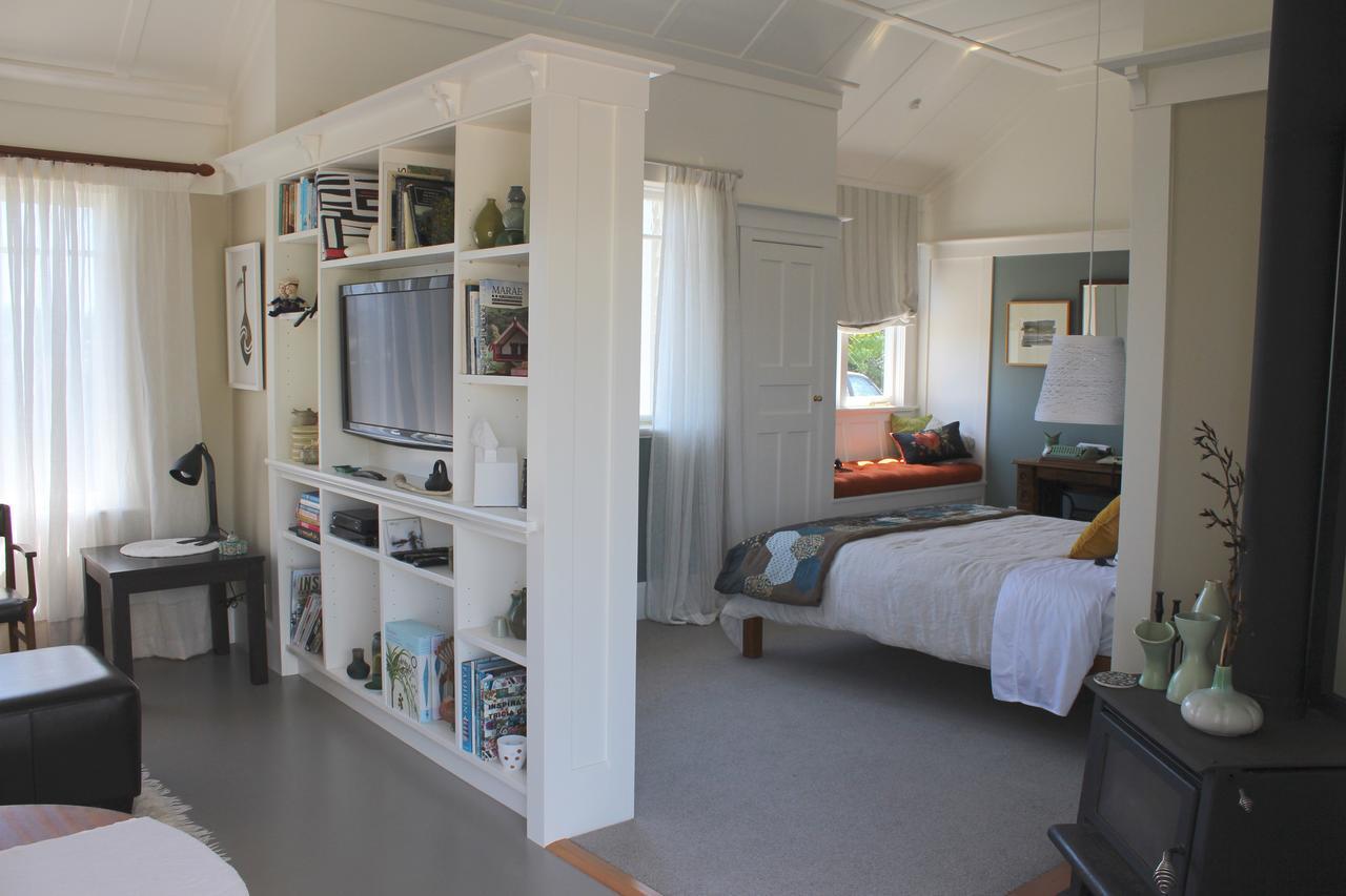 Browns Boutique Bed And Breakfast Whanganui Exterior photo