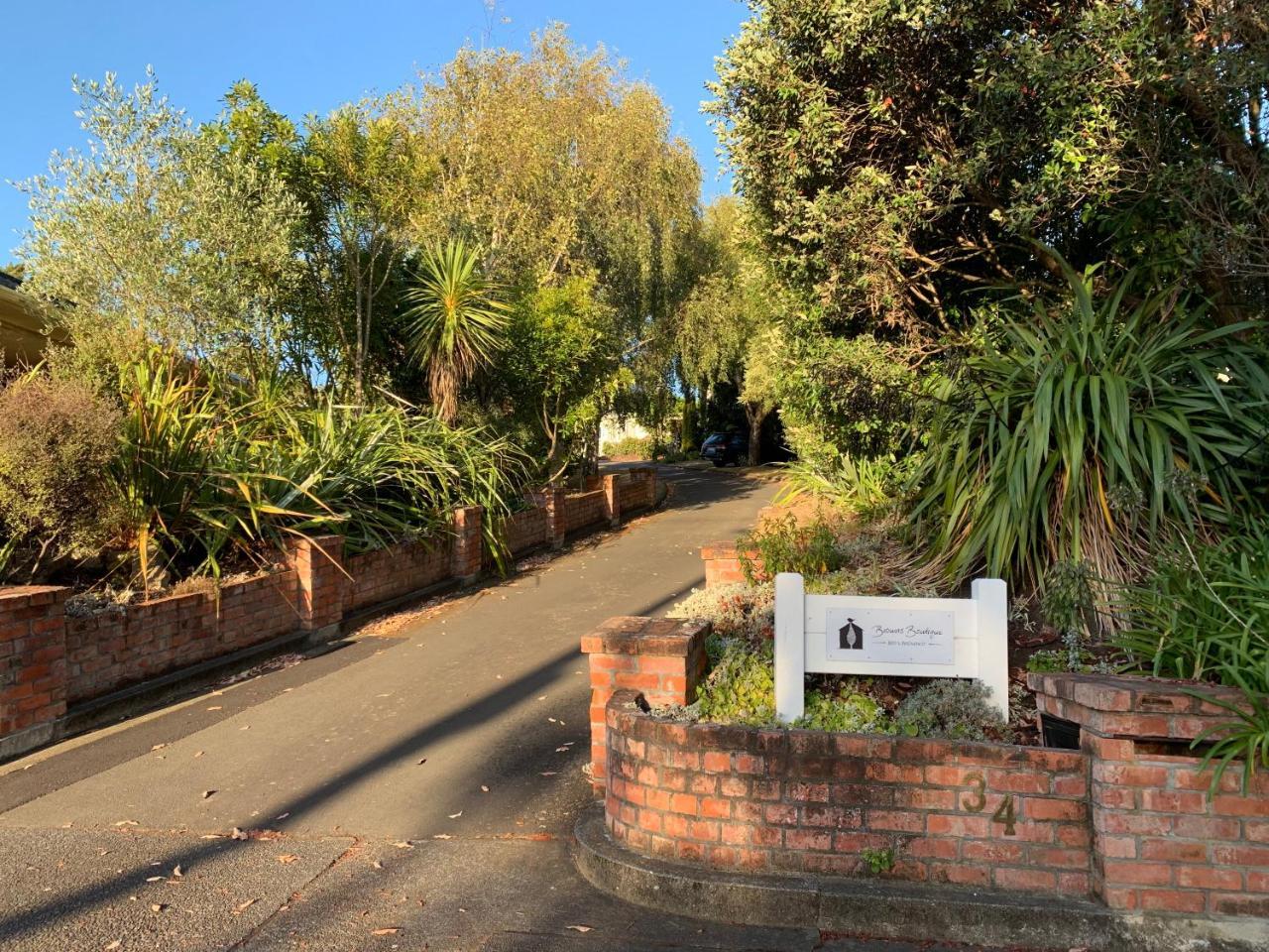 Browns Boutique Bed And Breakfast Whanganui Exterior photo